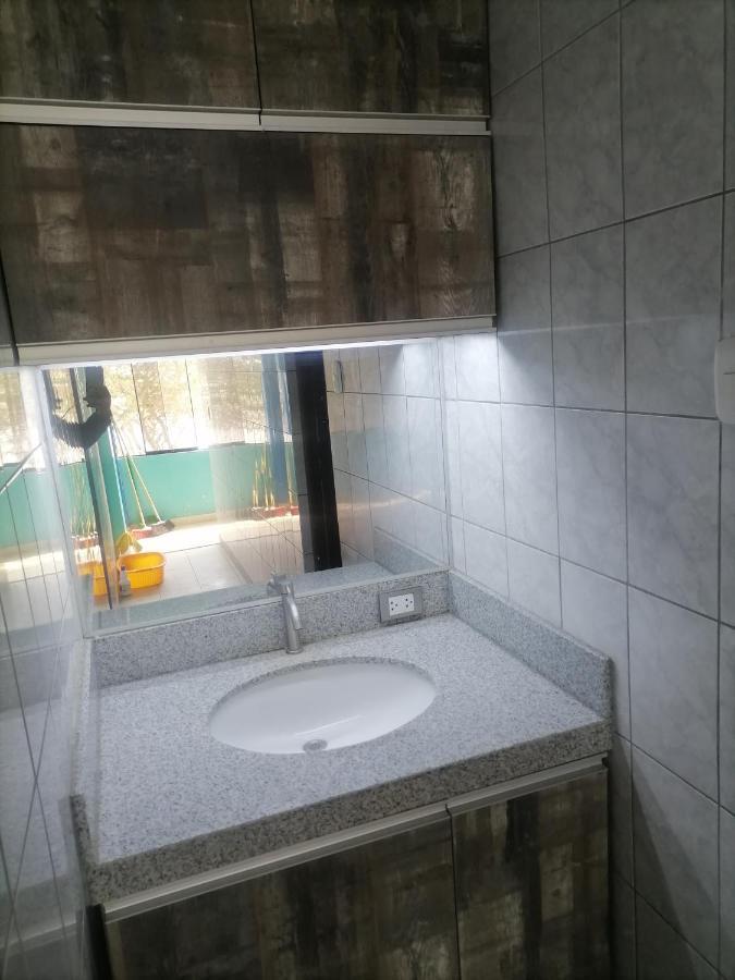 Hospedaje Restaurante El Hombre بويرتو شيكاما المظهر الخارجي الصورة